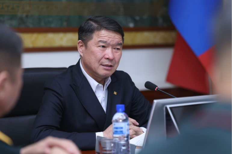 Д.Батлут: Урсгал зардлыг хэмнэж, зайлшгүйгээс бусад бүх хурал, зөвлөгөөнийг цахимд шилжүүллээ